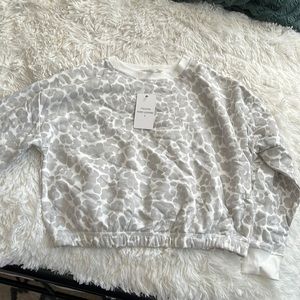 ivory leopard cropped sweater